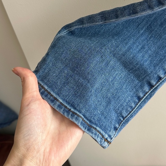 Kut from the Kloth Katy Boyfriend Distressed Blue Denim Jeans, Size 6 - Picture 5 of 16